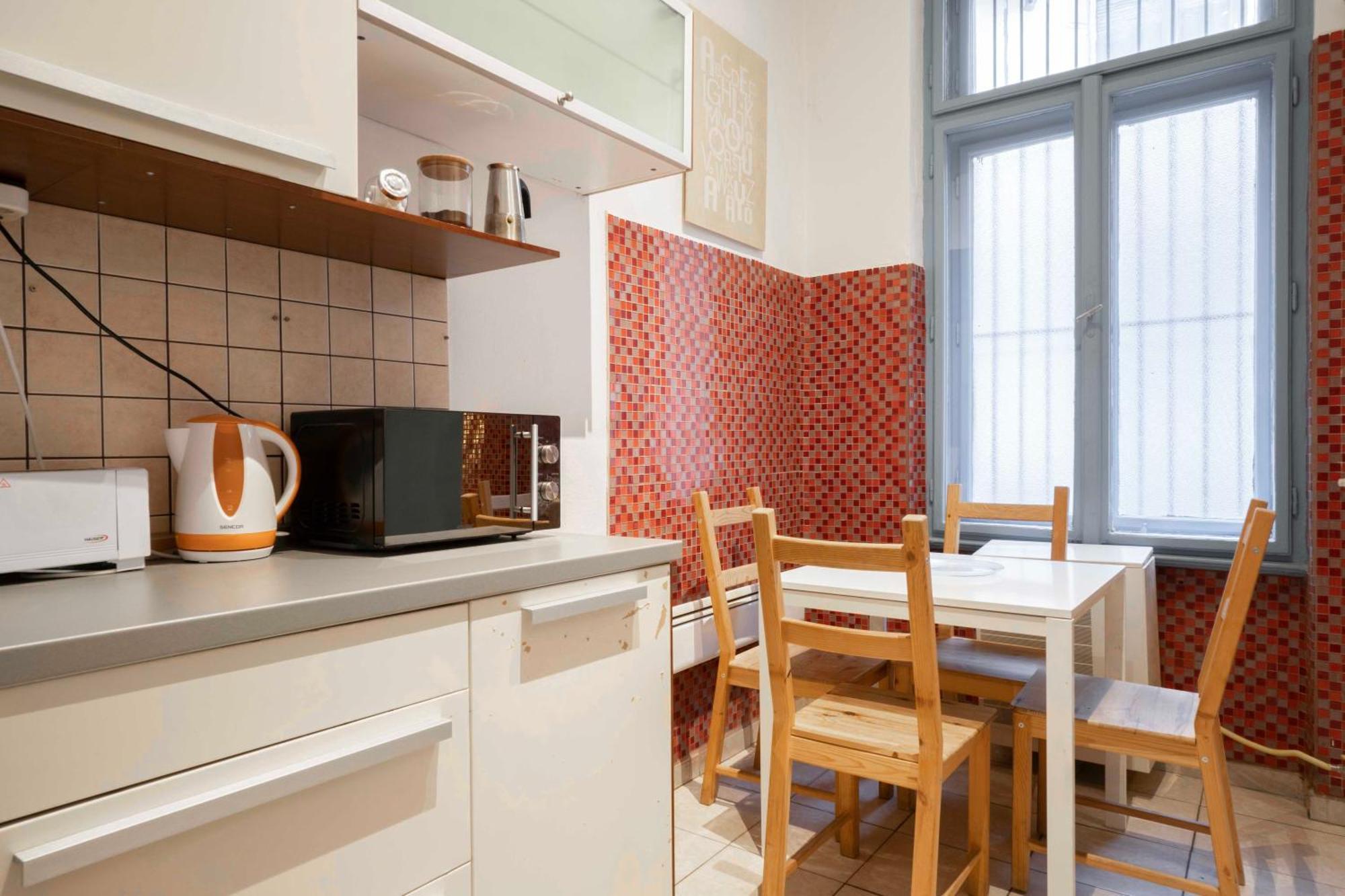 Quiet Cozy Apartment In Party Street E1 Budapest Exterior photo